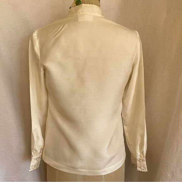 NWT Vtg Hand embroidered silk ivory blouse XS - Picture 4 of 7